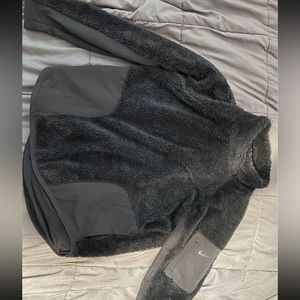 Nike women’s fleece pullover